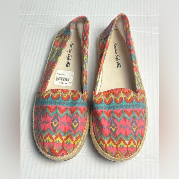 American Eagle Size 6 - Picture 5 of 7